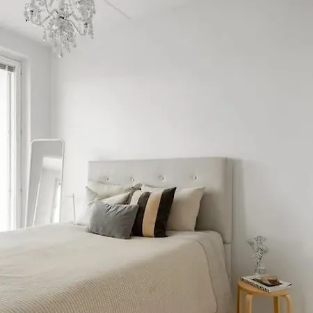 New Stylish With 2 Near Airport Alexander Vantaa